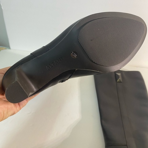 NEW IN BOX Alfani Skylarr Brown Leather Boots, 7.5 - Picture 10 of 12